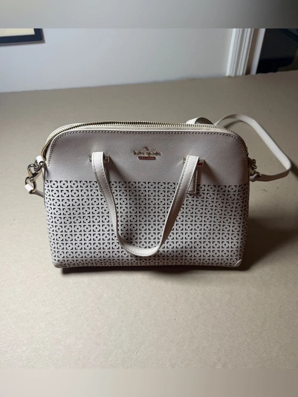Kate spade cedar street maise perforated purse handbag womens classic beige